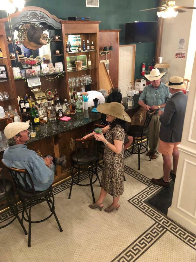 Trucountry Inn Hotel 브래디 외부 사진
